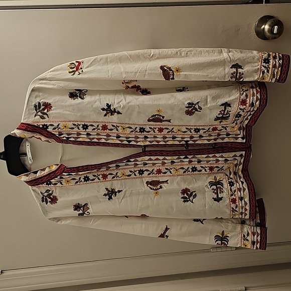 Zara Embroidered White Jacket with Multicolor Floral Design - Picture 6 of 8